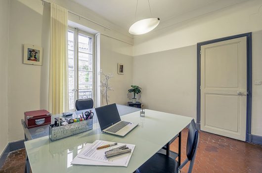 Location d'un bureau privatif dans un espace de coworking en centre ville d'Avignon